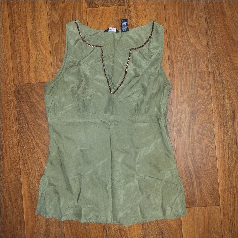 🎀 3/$20 New York & Company Beaded Silk Blouse Tank Top Size 6